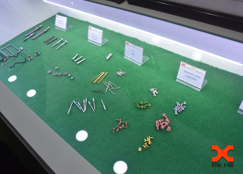 Screw Types and Sizes in Yuhuang Screws